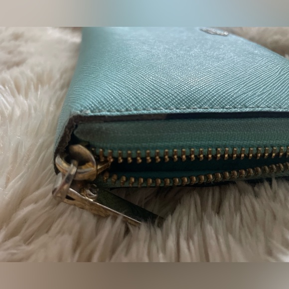 Kate Spade Wallet - Picture 6 of 6